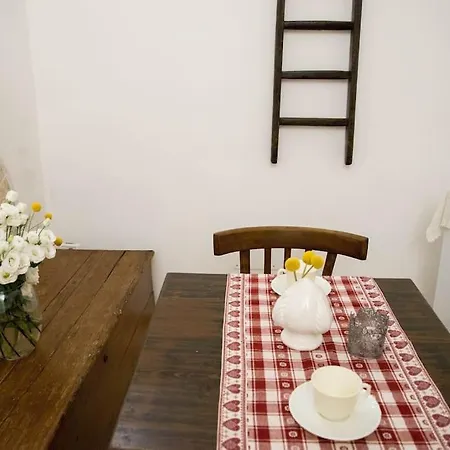 Nicolaus * Putignano