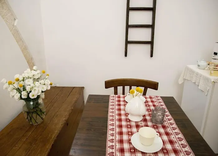 Nicolaus * פוטיניאנו